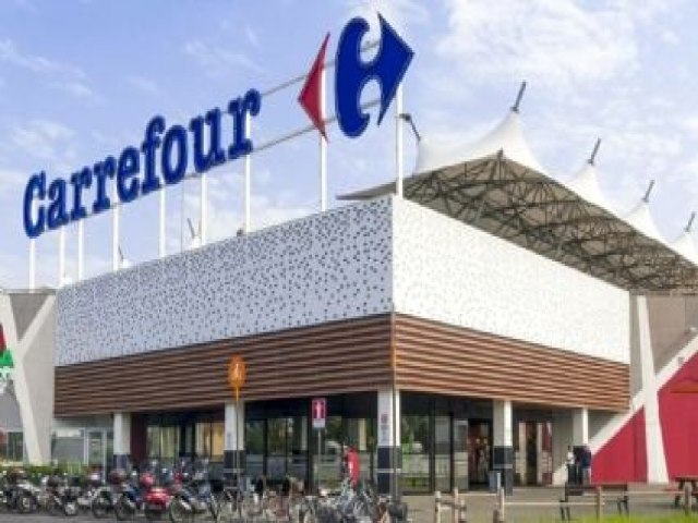 Setor de frango adere ao boicote e j falta carne no Carrefour