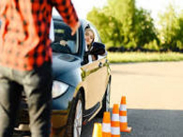 FIM das autoescolas? Brasileiros no sero mais obrigados a passar por um Centro de Formao de Condutores?