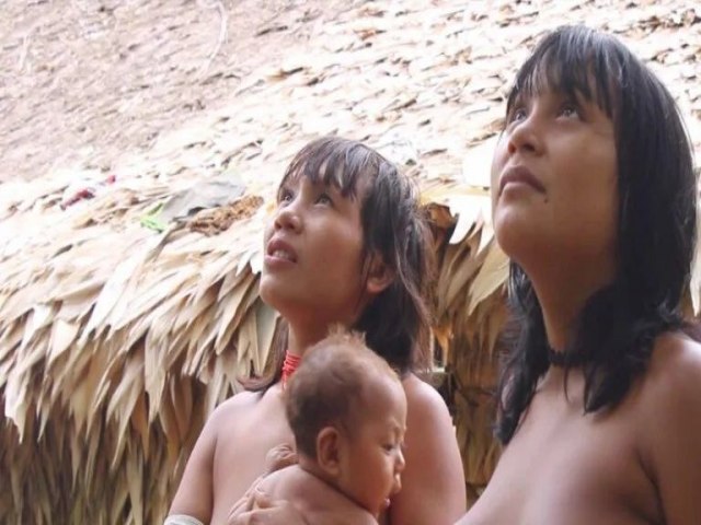 Primeiro cineasta Yanomami ganha prmio em festival internacional de documentrios