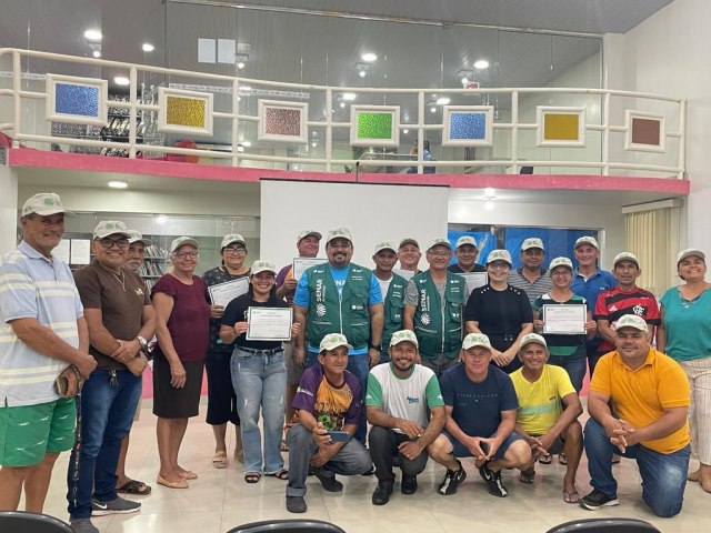 Senar Amazonas realiza reunio de encerramento da turma de fruticultura do programa de ATeG, em Codajs