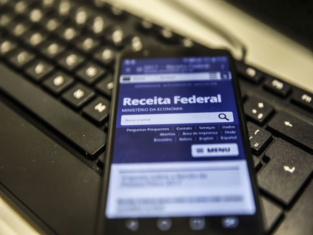 Receita abre nesta sexta consulta ao segundo lote de restituio do Imposto de Renda