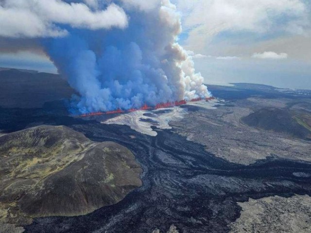 Islndia sofre 5 erupo vulcnica desde dezembro de 2023; veja vdeo