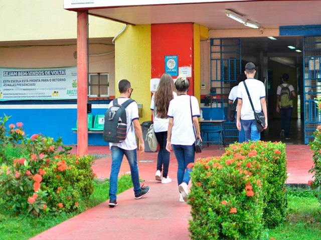 Escolas so obrigadas a combater bullying e discriminao sexual