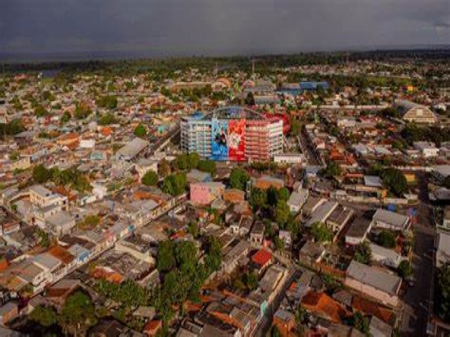 Festival de Parintins acumula dvida de R$ 4 milhes com compositores