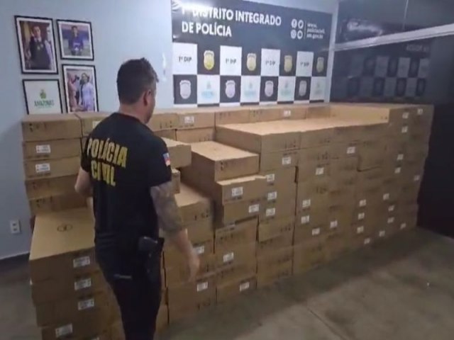 Polcia do Amazonas apreende carga com 284 computadores roubados por piratas