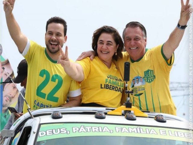 Bolsonaro voltar a Manaus no dia 15 para apoiar candidato Alberto Neto