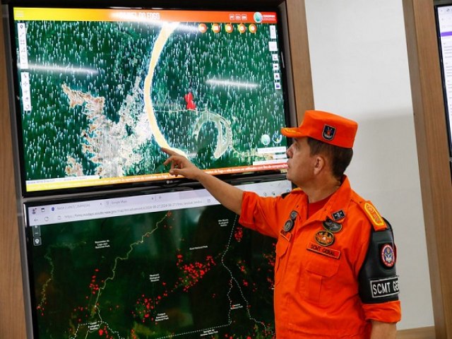 Governo do Amazonas divulga boletim sobre a estiagem no estado, nesta quinta-feira