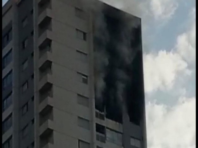 Corpo carbonizado  encontrado em apartamento incendiado, em Goinia