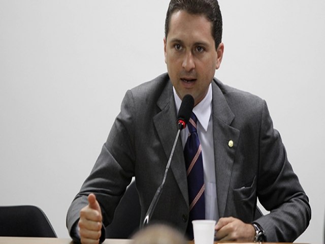  Gustavo Mendanha pode bancar Leandro Vilela para prefeito de Aparecida de Goinia