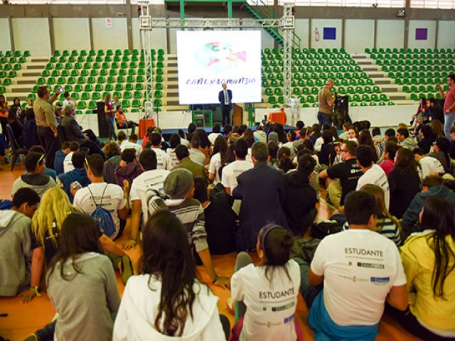 Programa de intercmbio ensina ingls a estudantes brasileiros