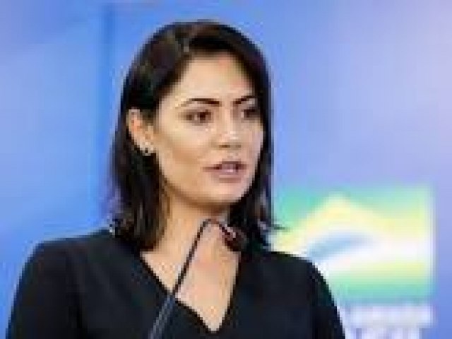 Michelle Bolsonaro ser intimada a depor na PF sobre negociao de joias