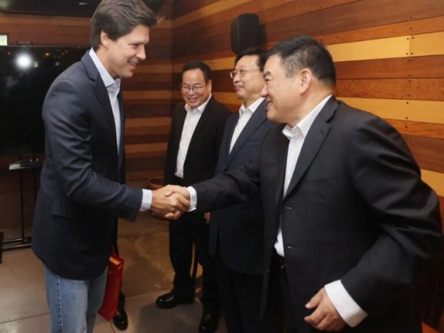 Daniel Vilela coordena reunio com empresrios chineses para investimentos de R$ 3 bilhes em Gois