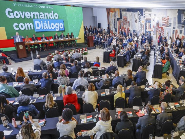 Presidente da Febraban critica critica excesso inaceitvel de desoneraes fiscais no Brasil