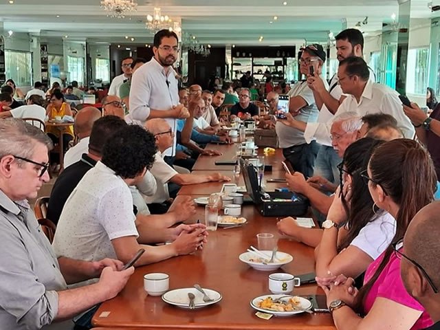 Deputado Davi de Raimundão reúne a Imprensa durante café da manhã em Juazeiro