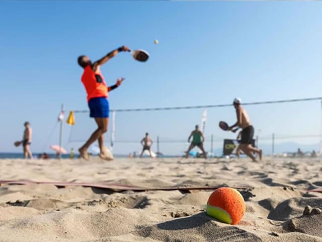 Ceará vai investir R$ 55 milhões para construir 500 arenas de beach tennis públicas
