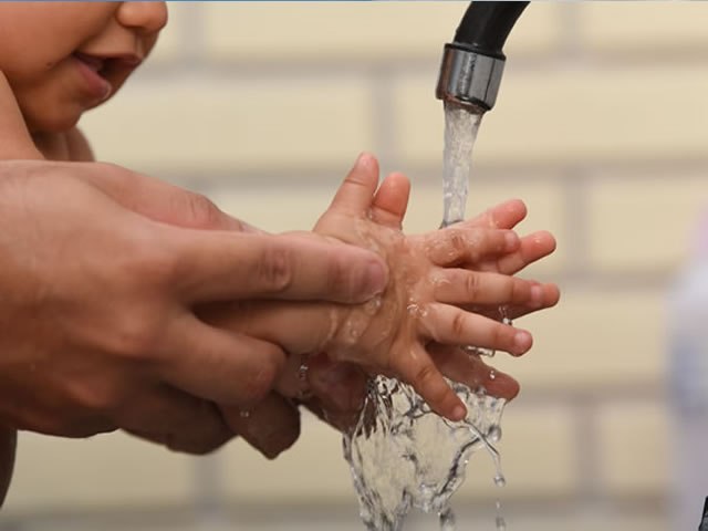 Nova rede de água da Cagece beneficia quase 8 mil famílias em Juazeiro do Norte