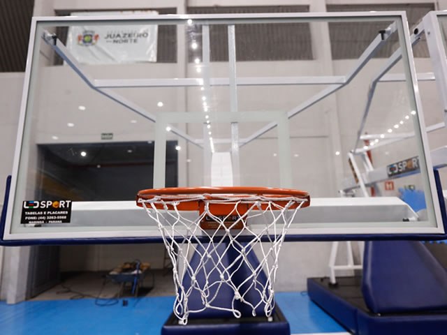 Ginsio Poliesportivo ganha placar eletrnico e tabelas de basquete