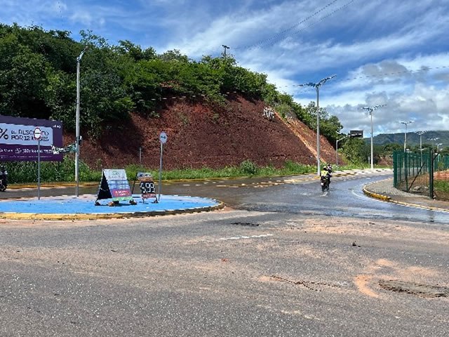 Prefeitura do Crato realiza operao emergencial para conter impacto causado pela chuva de 250 milmetros desta quarta-feira (03)