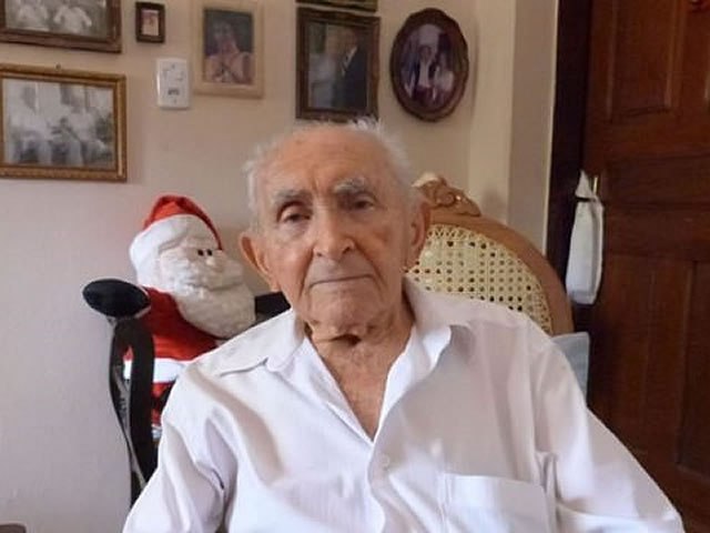 Deputado Davi Macedo fez saudao pelo transcurso dos 100 anos de Geraldo Menezes Barbosa