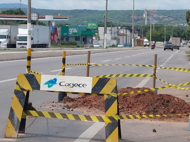 Cagece realiza obras para setorizao do abastecimento de gua em mais 7 bairros de Juazeiro do Norte