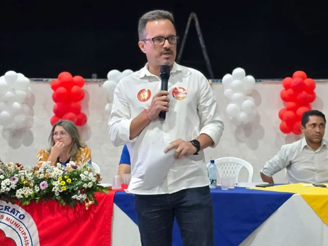 Candidato a prefeito do Crato pelo PT, Andr Barreto, destaca conquistas e reafirma compromisso com o servidor pblico