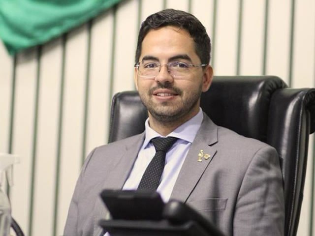 Deputado Davi de Raimundo elogiou iniciativa que destina bens e valores oriundos da lavagem de dinheiro para a segurana no Cear