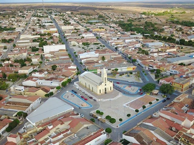 Supostas compras de votos e favores eleitorais proibidos comprometem a oposio de Campos Sales 