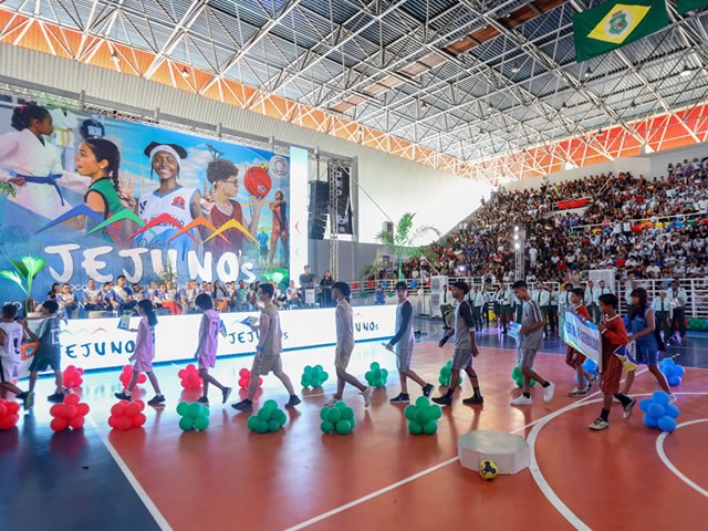 Mais de 5 mil pessoas lotam Ginsio Poliesportivo para a abertura dos JEJUNOs