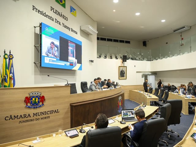 C�mara de Juazeiro do Norte debate viol�ncia contra a mulher, sa�de animal e aprova reconhecimento ao Instituto Dra. Yanny Brena