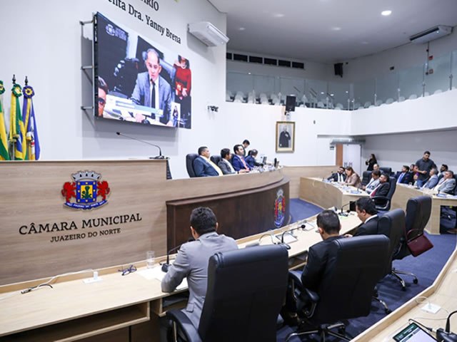 C�mara de Juazeiro encerra semestre com aprova��o da LDO 2026 e debate sobre transporte de pacientes do TFD