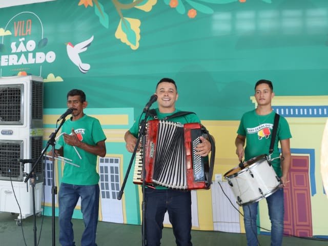 S�o Geraldo recebe romeiros na f�brica durante a Romaria de Nossa Senhora das Dores