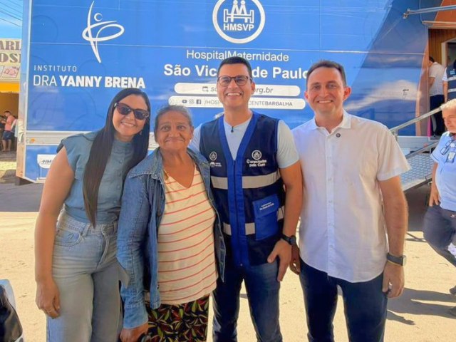 Com apoio de Yury do Pared�o, Miss�o Velha recebe atendimentos da Carreta Conectados Pela Cura