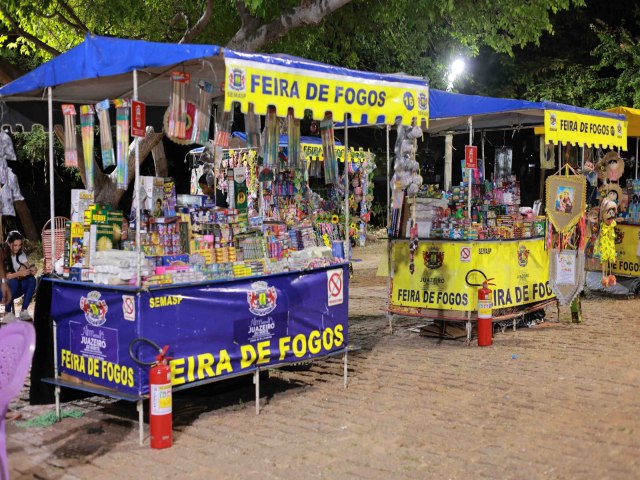 Abertura Oficial da Feira de Fogos re�ne m�sica e comidas t�picas no Parque Ecol�gico das Timba�bas