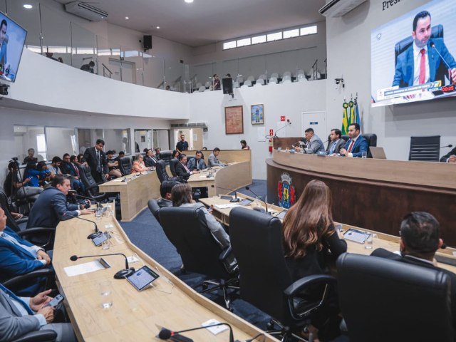 Câmara aprova Fundo de Proteção e Defesa Animal e debate impactos da Zona Azul e situação do TFD em Juazeiro do Norte Câmara aprova Fundo de Proteção e Defesa Animal e debate impactos da Zona Azul e situação do TFD em Juazeiro do Norte