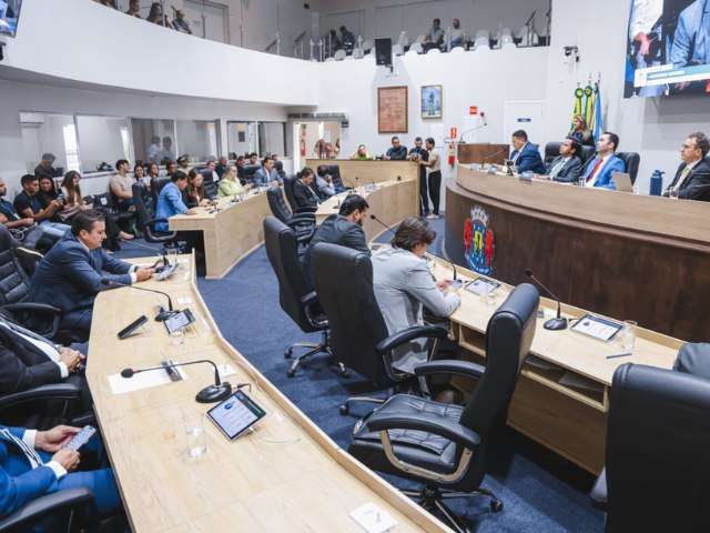 Câmara de Juazeiro aprova mais um projeto do prefeito Glêdson Bezerra: crédito suplementar Câmara de Juazeiro aprova mais um projeto do prefeito Glêdson Bezerra: crédito suplementar