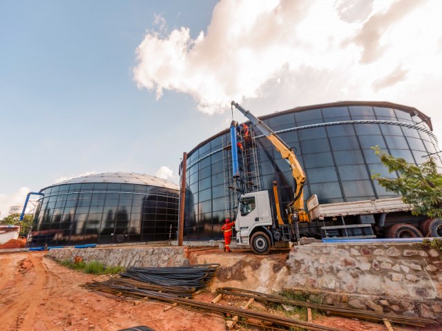 Com investimento de R$ 130 milhões, Juazeiro recebe incremento de 25 milhões de litros de água Com investimento de R$ 130 milhões, Juazeiro recebe incremento de 25 milhões de litros de água