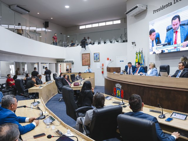 Câmara de Juazeiro do Norte aprova LDO 2027 e revogação da lei que instituiu a Zona Azul no encerramento do semestre legislativo