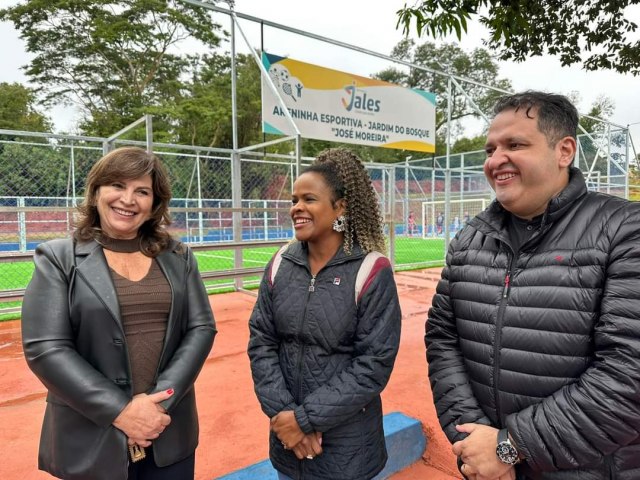 Inaugurao da Areninha Esportiva Jos Moreira. 