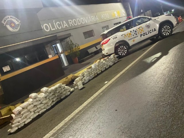 Motorista de caminho  preso com mais de 100 kg de skank e cocana