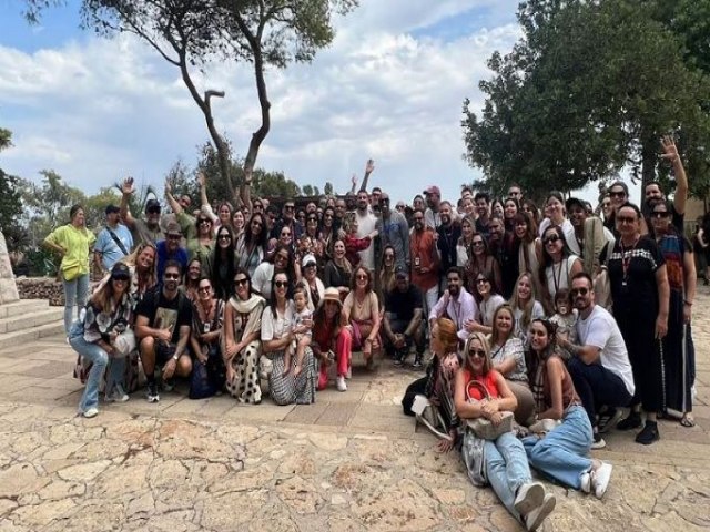 Caravana religiosa com 103 brasileiros aguarda resgate em Jerusalm