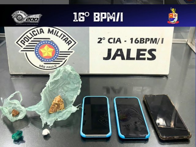 DOIS ADOLESCENTES E UMA ADULTA FLAGRADOS EM ESQUEMA DE TRFICO DE DROGAS EM JALES