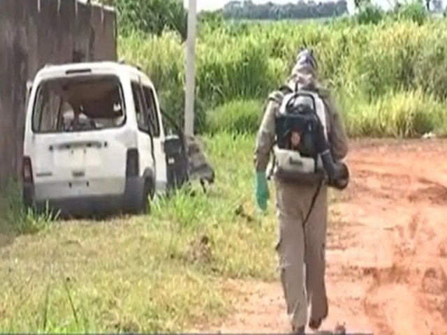 Campo Grande tem pulverizao manual de fumac por falta de inseticida