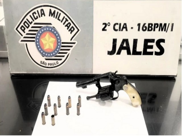 Polcia Militar prende dois por ameaa e porte de arma de fogo em Jales