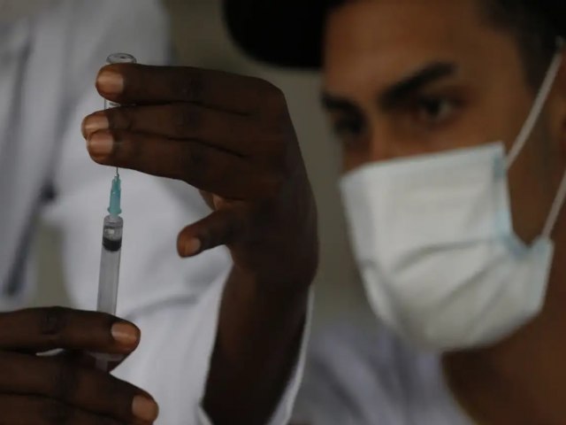 Covid-19: Brasil ultrapassa 130,5 mil casos em 2025 J� os �bitos pela doen�a somaram 664