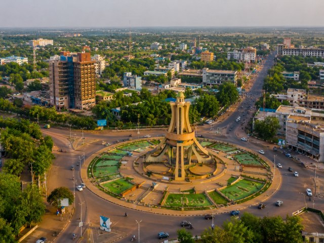 BURKINA FASO: O PRESIDENTE QUE DESAFIOU POT�NCIAS E MUDOU O RUMO DO PA�S