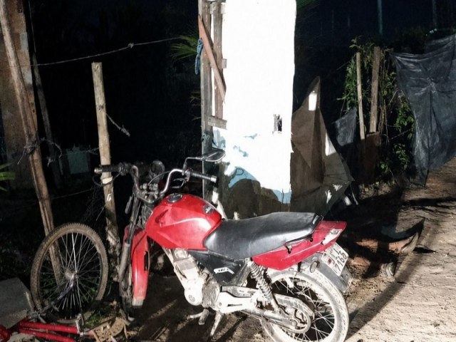 Homem de 25 anos � encontrado morto ap�s ser atingido por tiros em bairro de Itabela