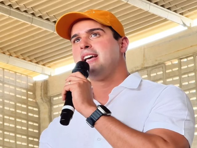 Lucas Ribeiro inaugura Aeroclube Governador Jos Targino Maranho, em So Miguel de Taipu