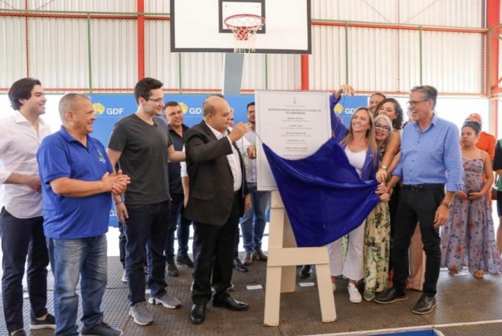 GDF inaugura EC 425 de Samambaia reconstru�da