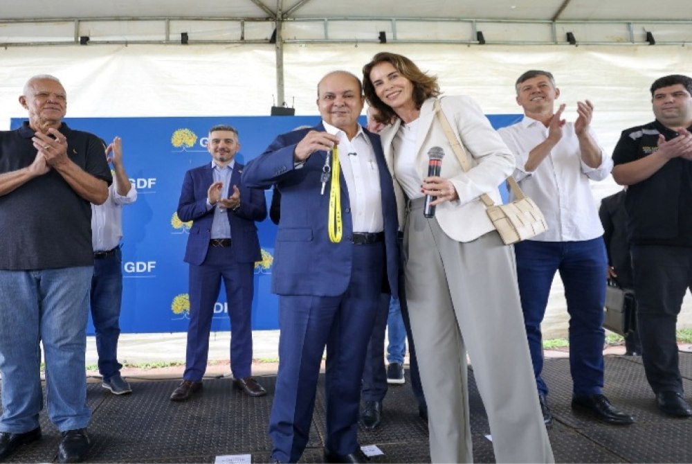 GDF entrega 90 novos �nibus da Pioneira e amplia frota do transporte p�blico do DF