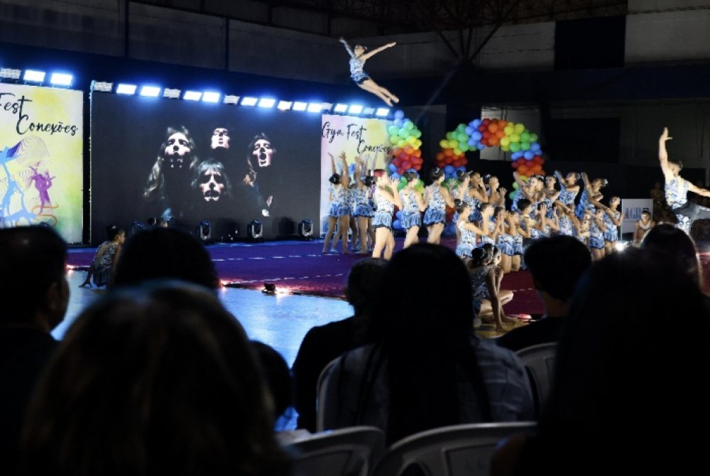 Centro de Inicia��o Desportiva de Sobradinho celebra a gin�stica acrob�tica da rede p�blica de ensino